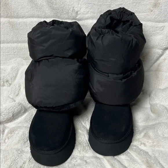UGG Black Mini Dipper Puffer Boots - Picture 4 of 7